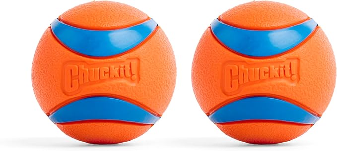Chuckit! Ultra Ball Dog Toy - Medium Bouncy Fetch Balls For Dogs - Made from Durable Rubber - Floating Water Pet Toys